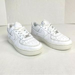 Nike Air Force 1 sz 4Y / sz 6 women Low Sneakers